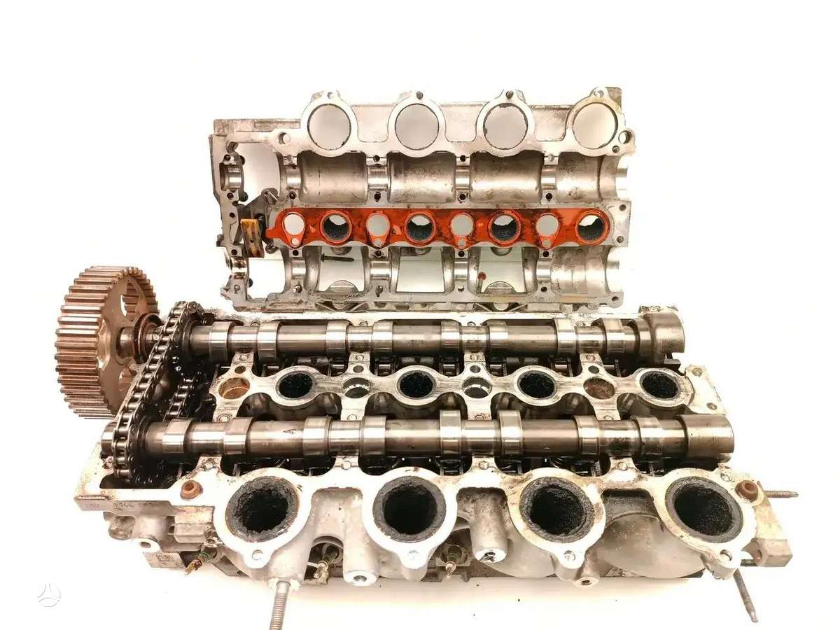 Ford Kuga, 9688418110, cylinder head