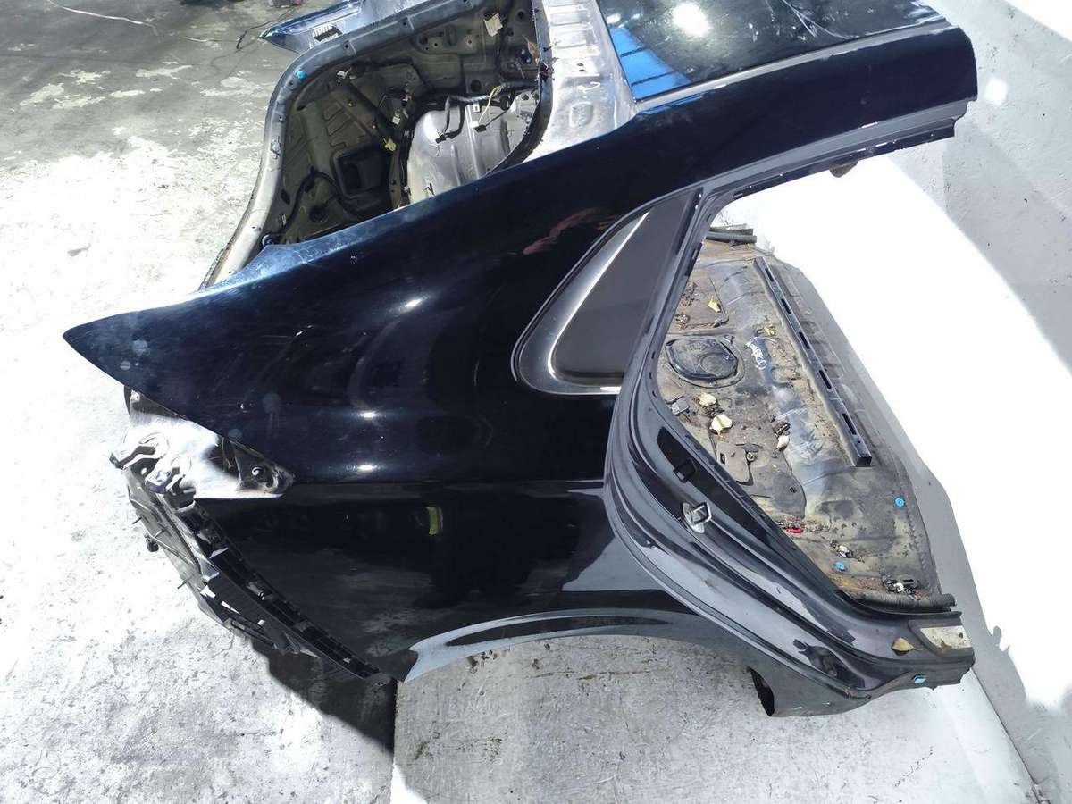 Hyundai IONIQ hood (front, rear)