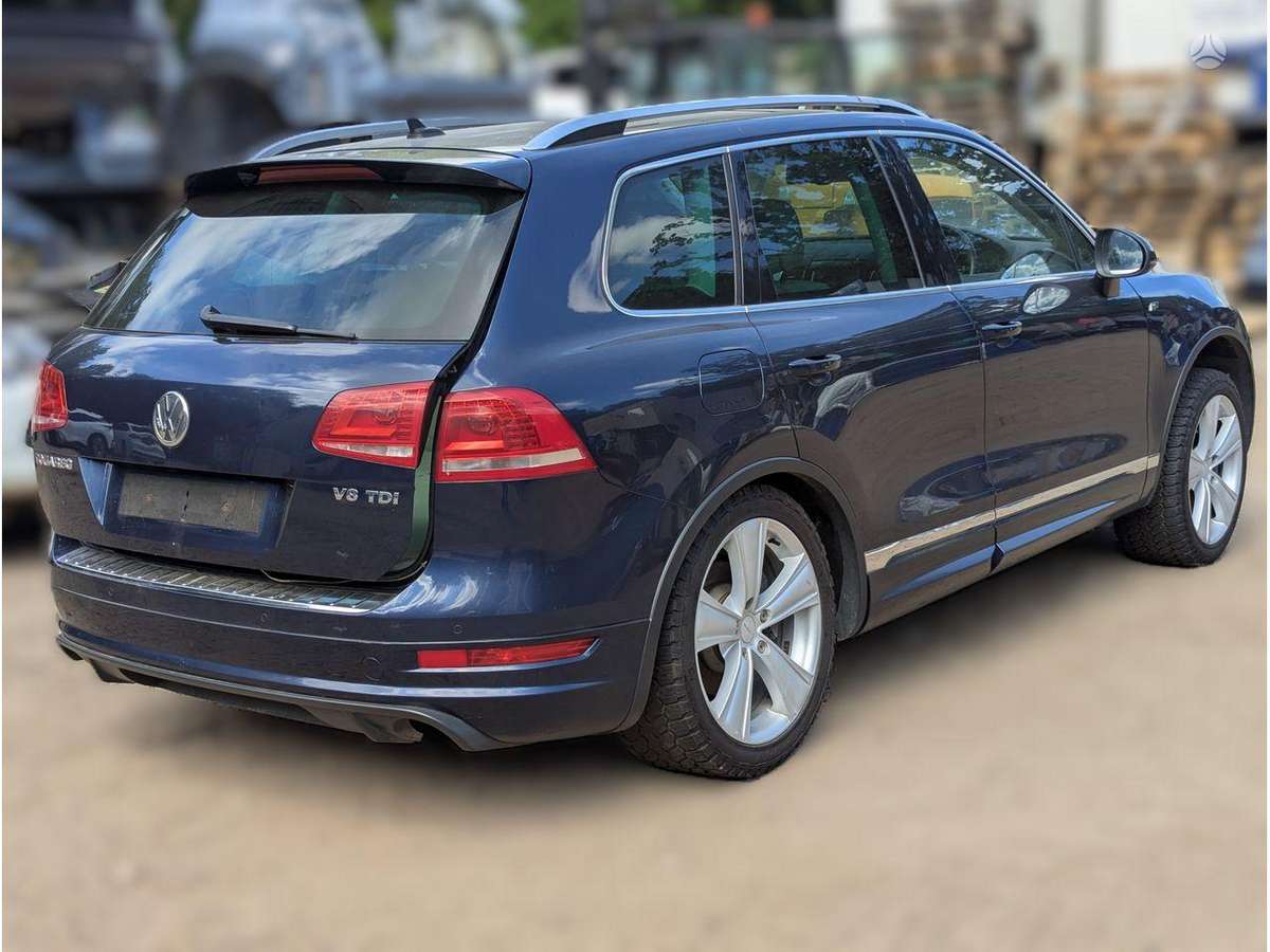 Volkswagen Touareg engine