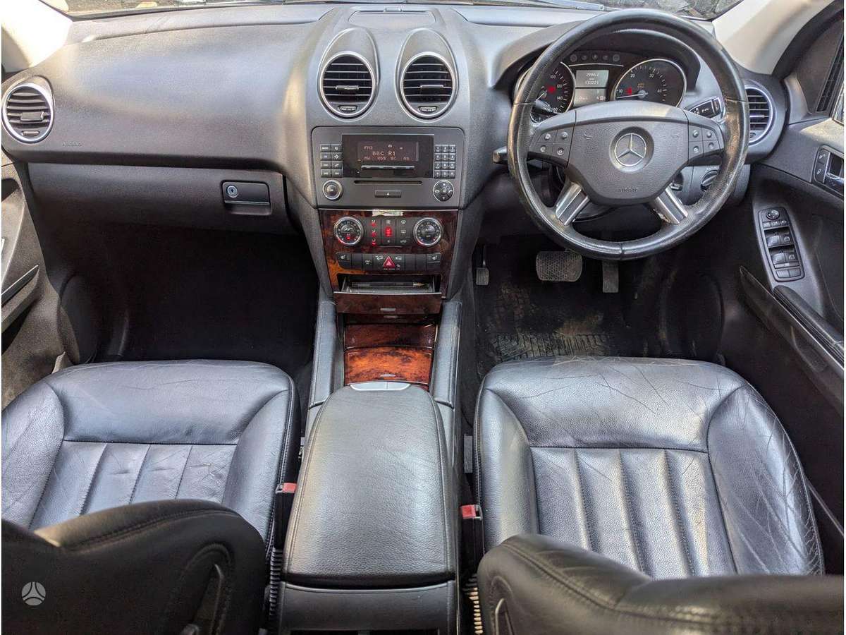 Mercedes-Benz ML320 engine