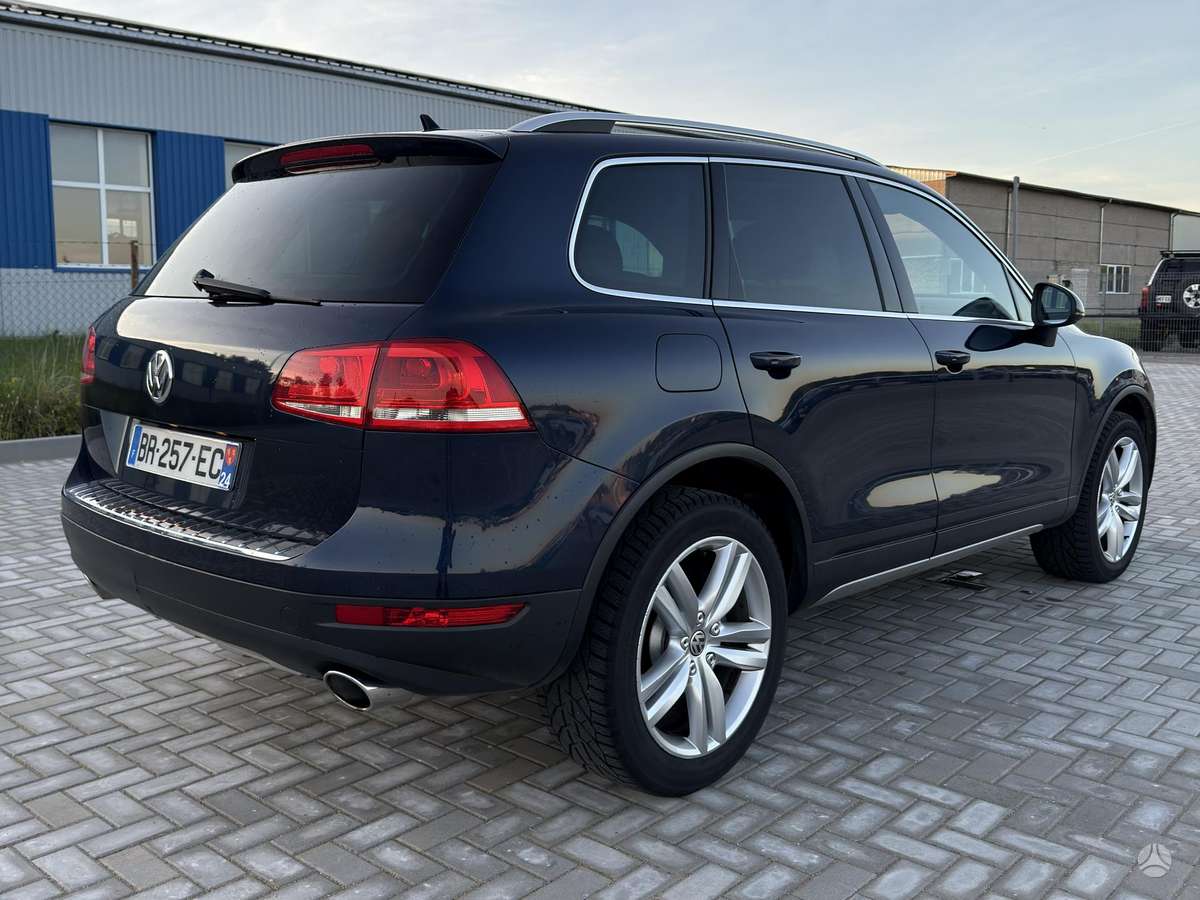 Volkswagen Touareg - 4