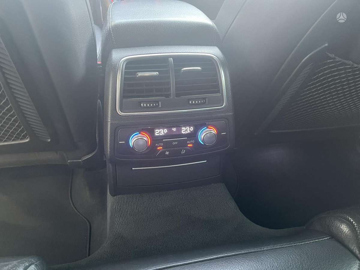 Audi A6, 3.0 l., Седан