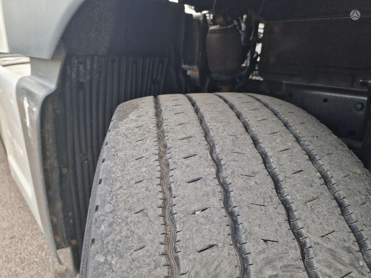 MAN TGX, double sleeper