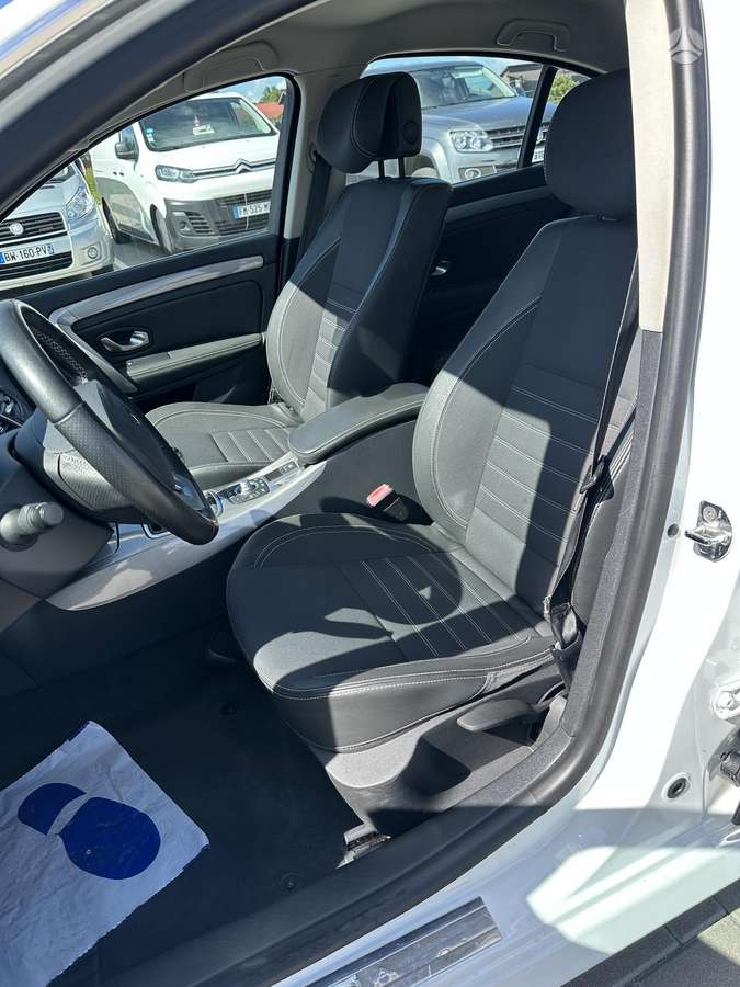 Renault Laguna, 1.5 l., Хэтчбек