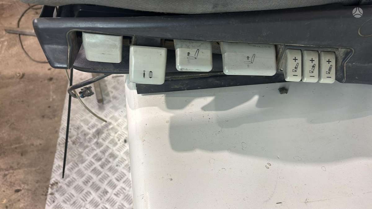 MAN F2000, sunkvežimiai