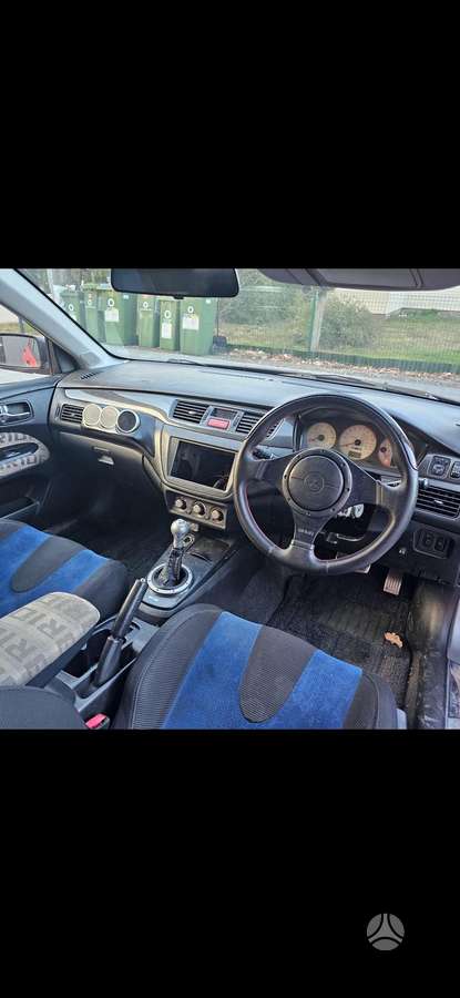 Mitsubishi Lancer Evolution, 2.0 l., sedanas