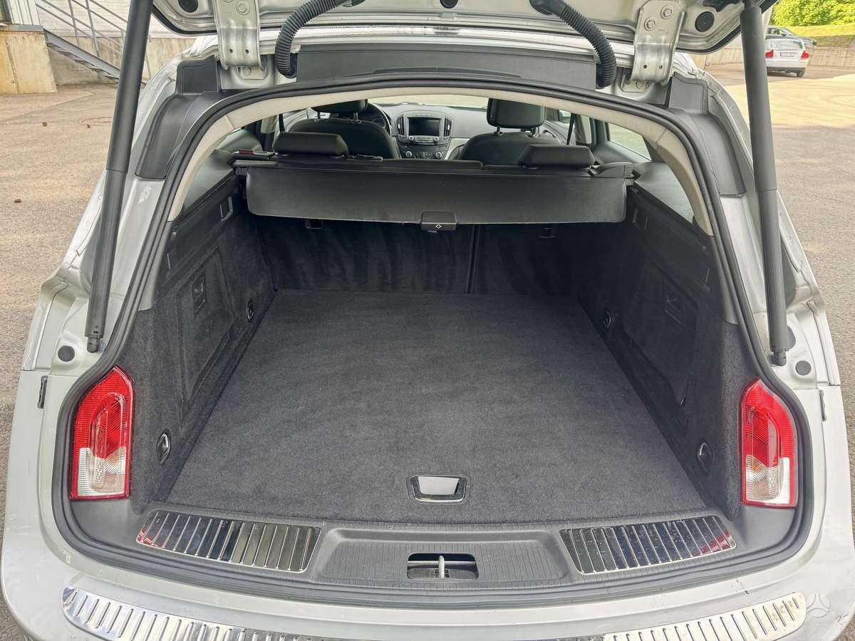 Opel Insignia, 2.0 l., Универсал