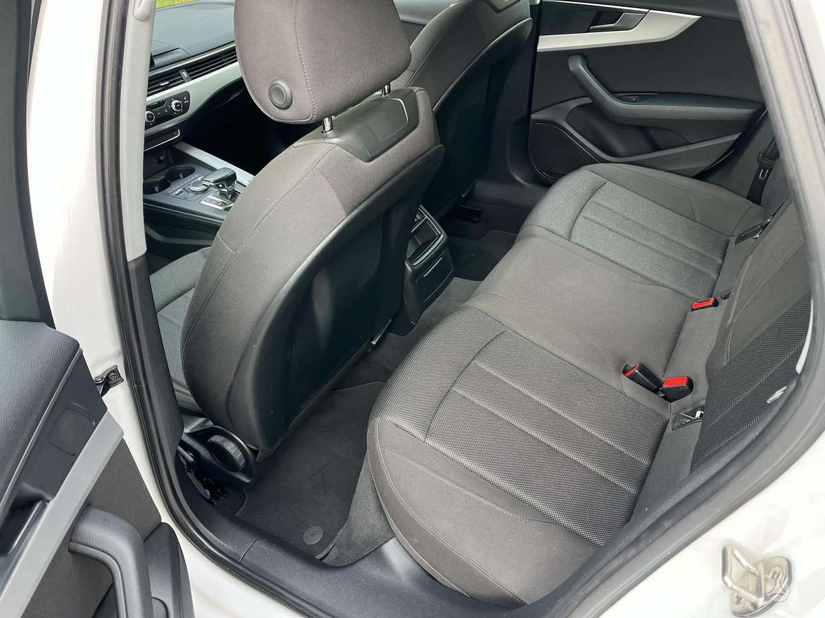 Audi A4, 2.0 l., Универсал
