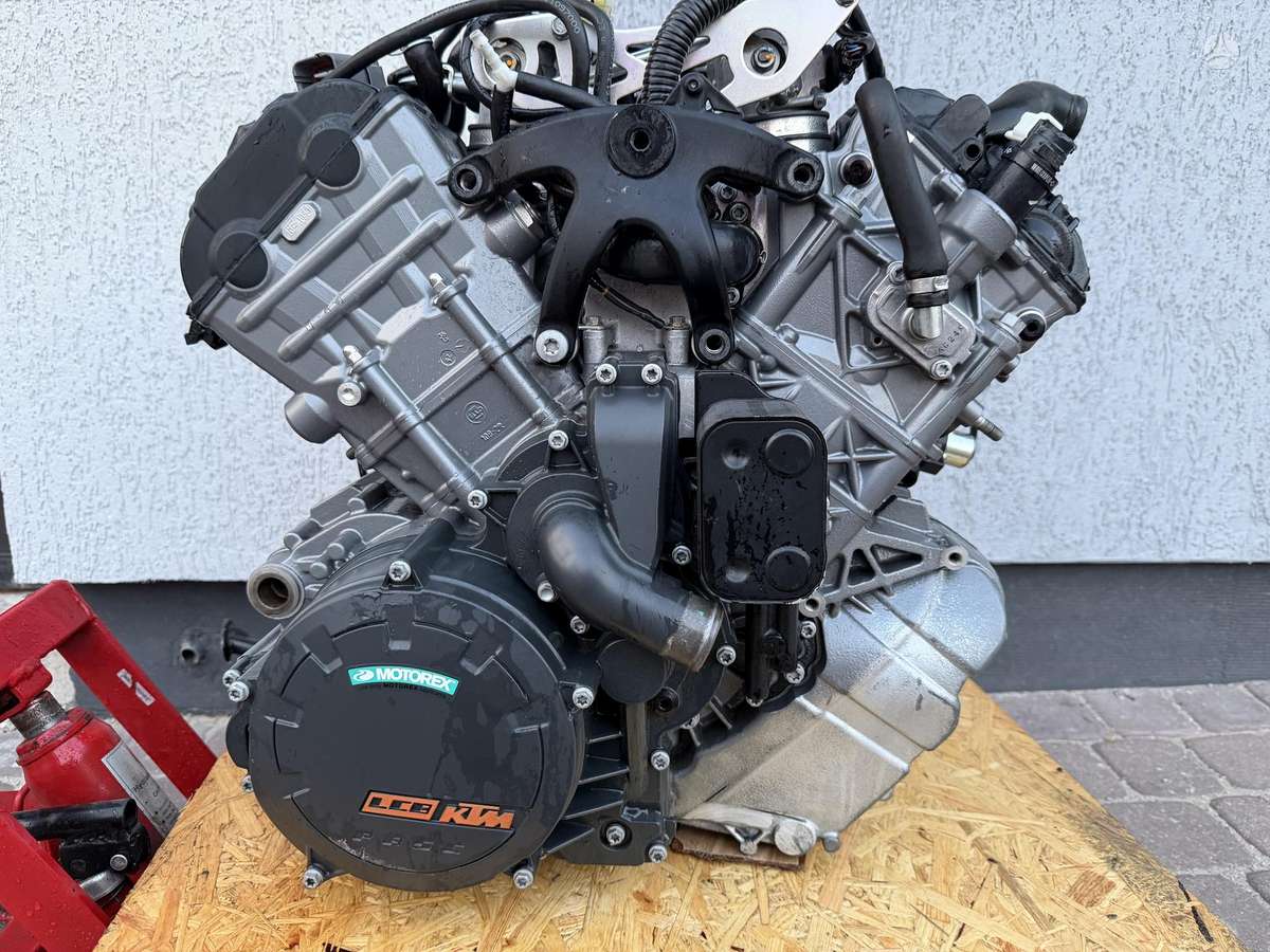 KTM Super Duke, street / classic