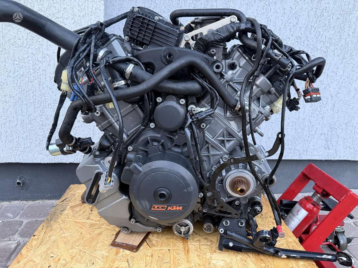 KTM Super Duke, street / classic