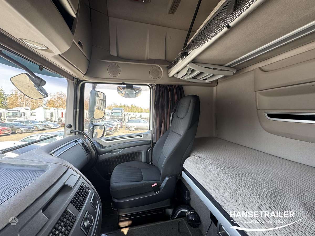 DAF XF 480 FT Super Space Cab, double sleeper