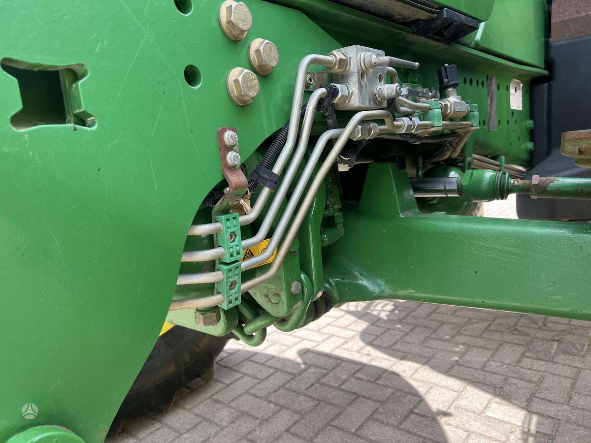 John Deere 6170R, tractors