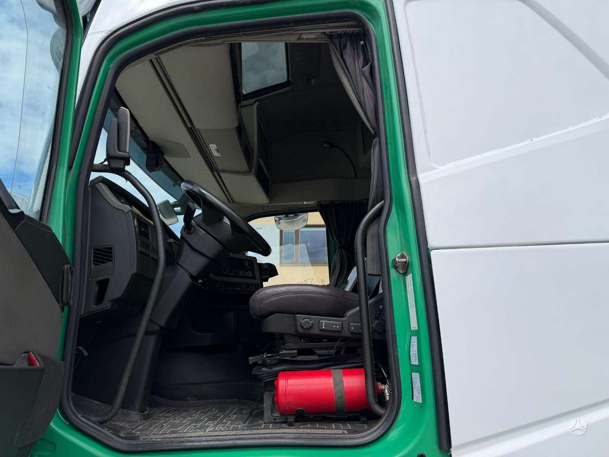 Volvo FH, važiuoklės
