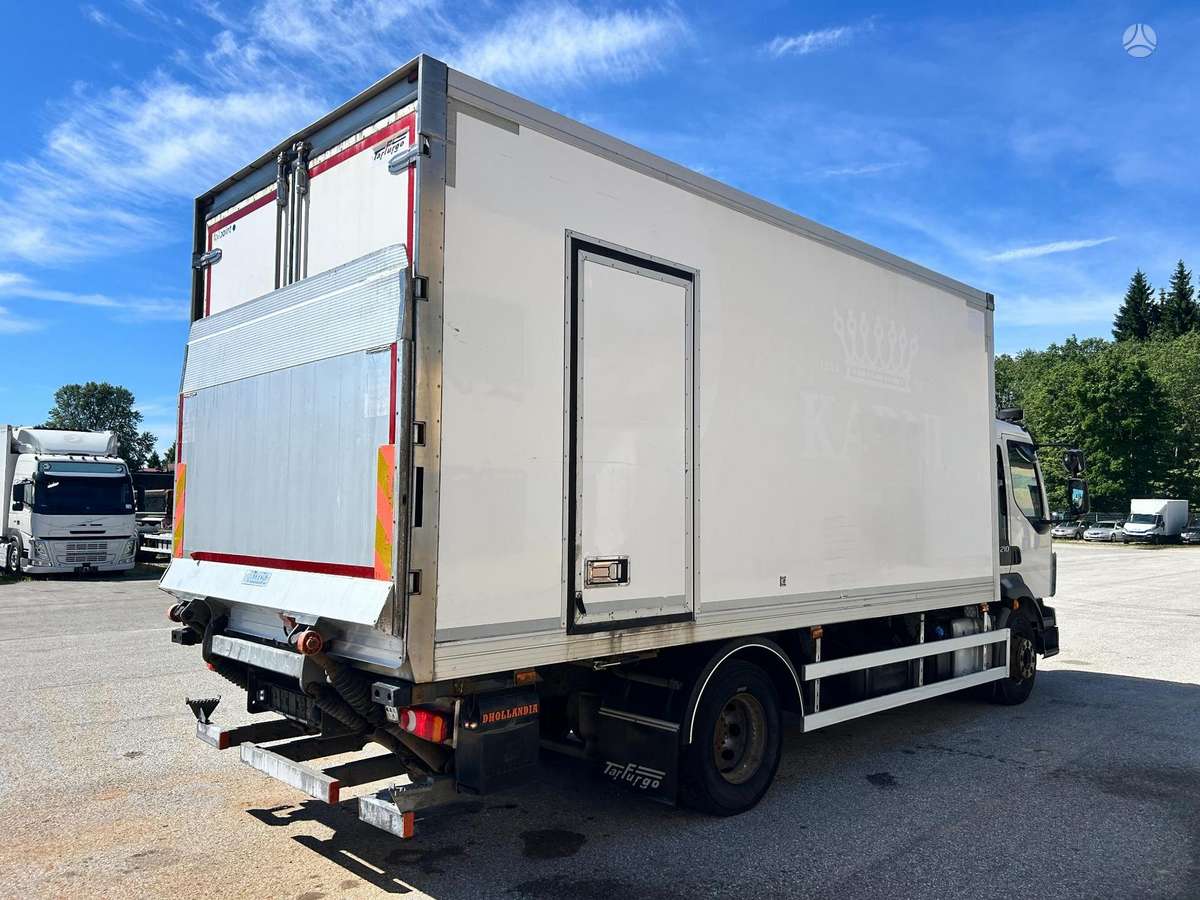 Volvo FL210, refrižerātori