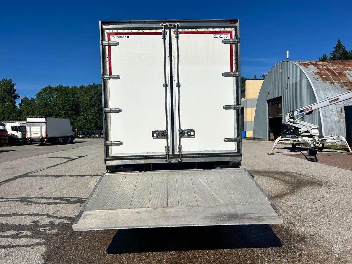 Volvo FL210, šaldytuvai