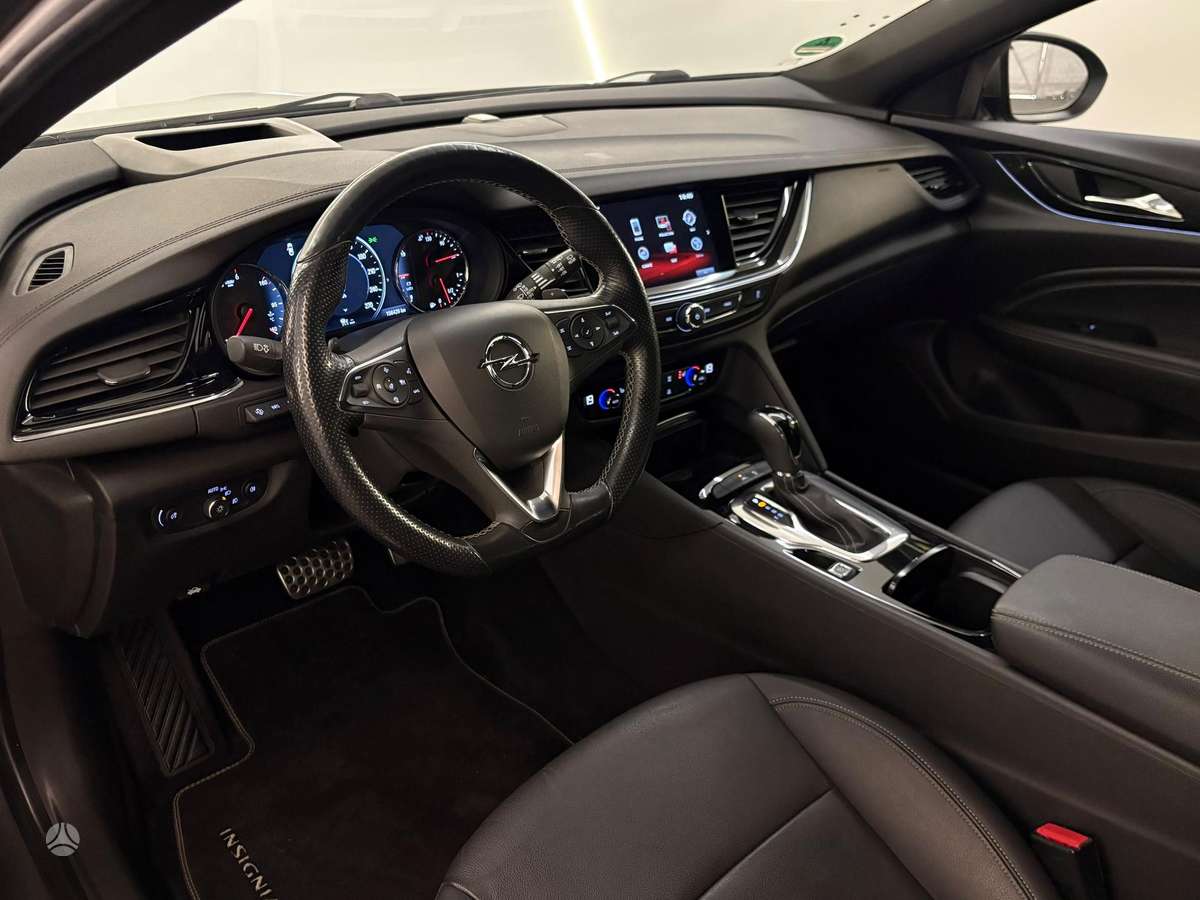 Opel Insignia, 2.0 l., Универсал
