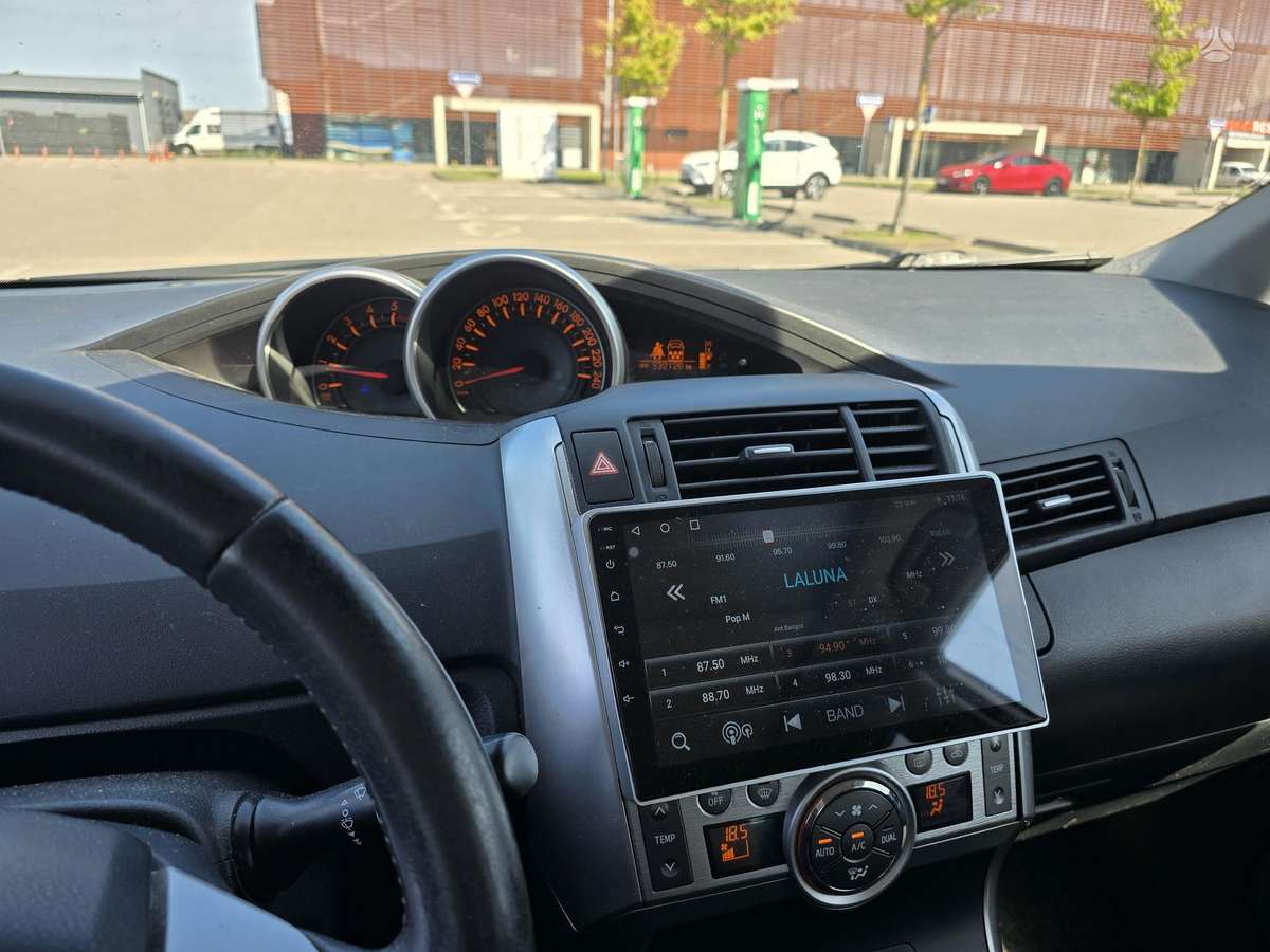 Toyota Verso - 7