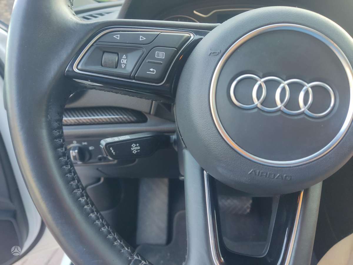 Audi A3, 1.6 l., Хэтчбек