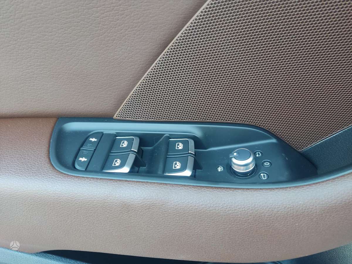 Audi A3, 1.6 l., hatchback