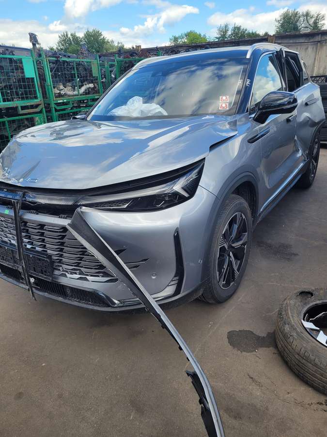 Baic X75