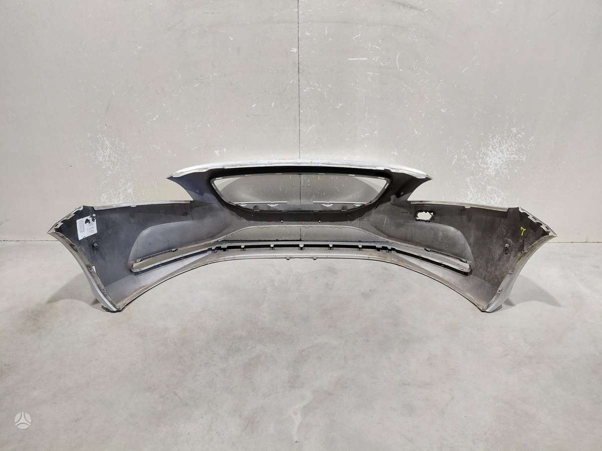 Volvo V40 bumpers