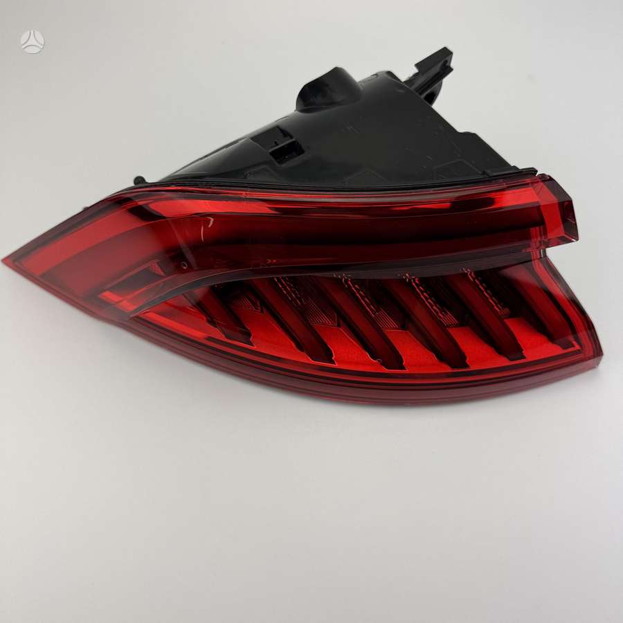 Audi Q8 lights
