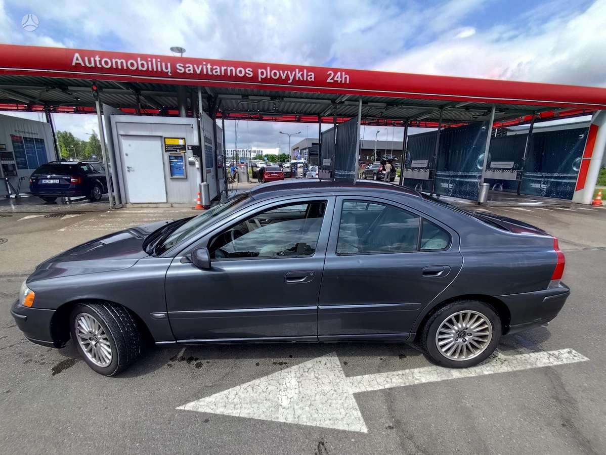 Volvo S60, 2.0 l., Седан