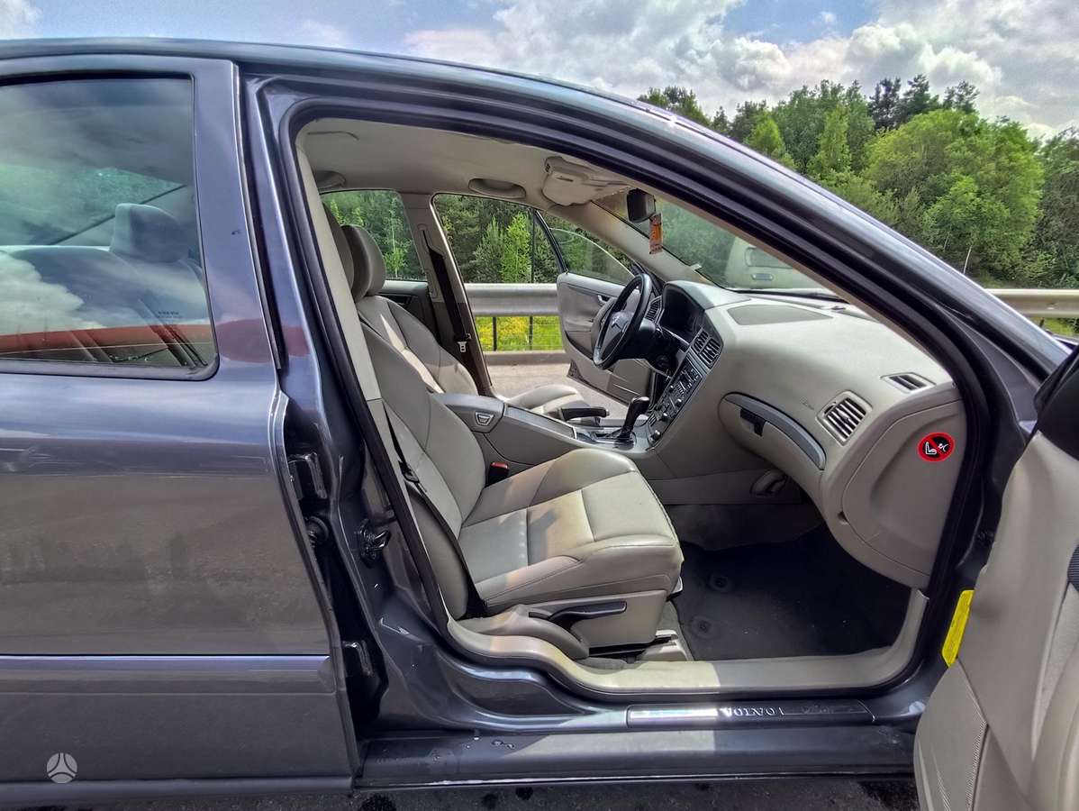Volvo S60, 2.0 l., Седан