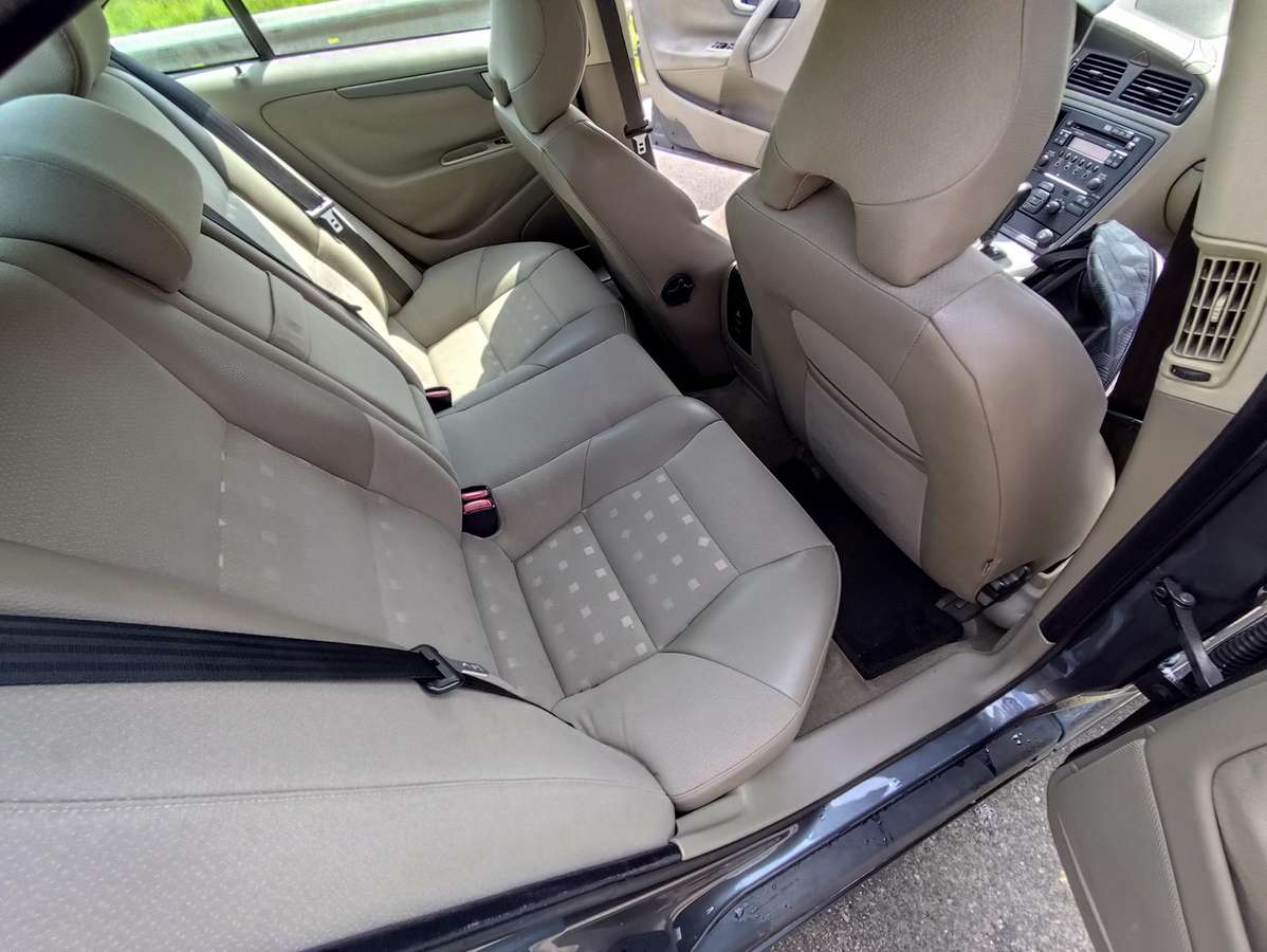 Volvo S60, 2.0 l., Седан