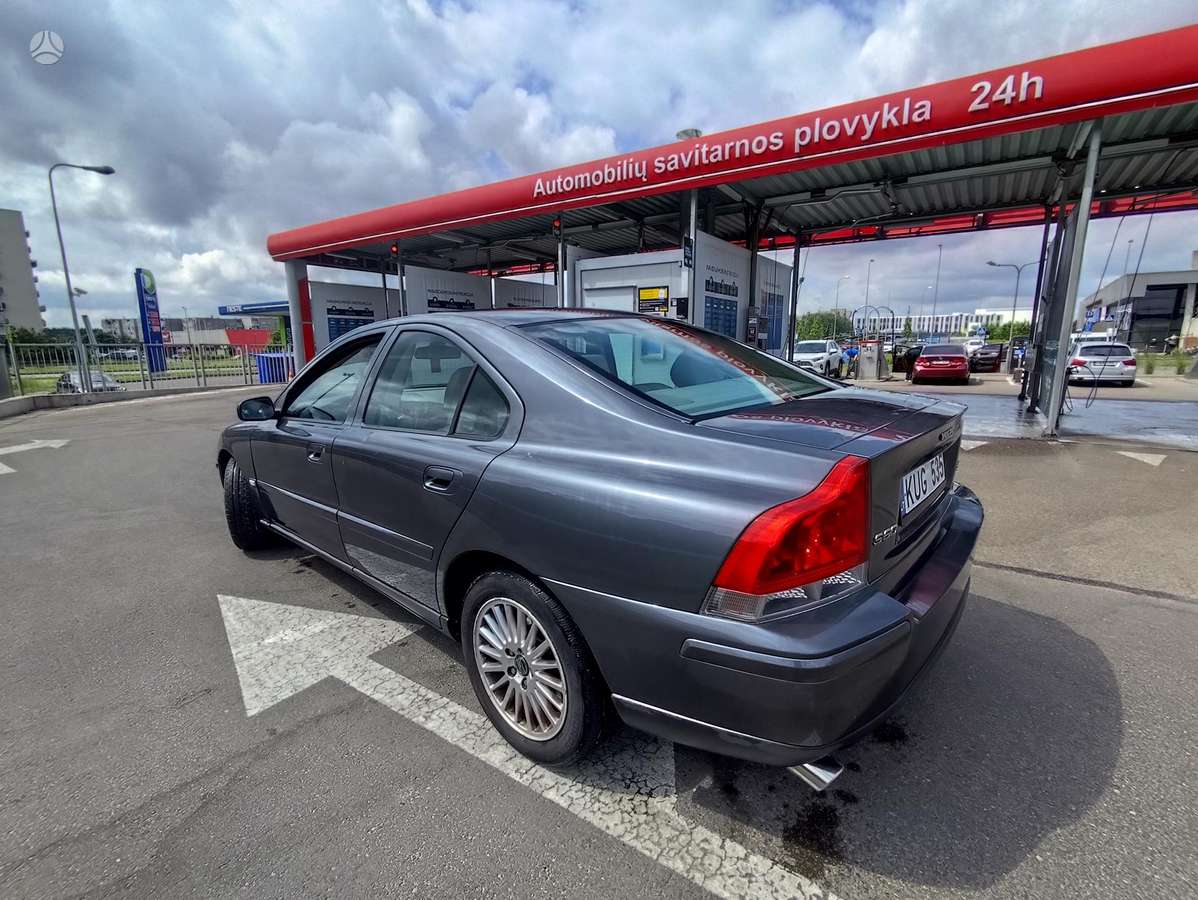 Volvo S60, 2.0 l., Седан