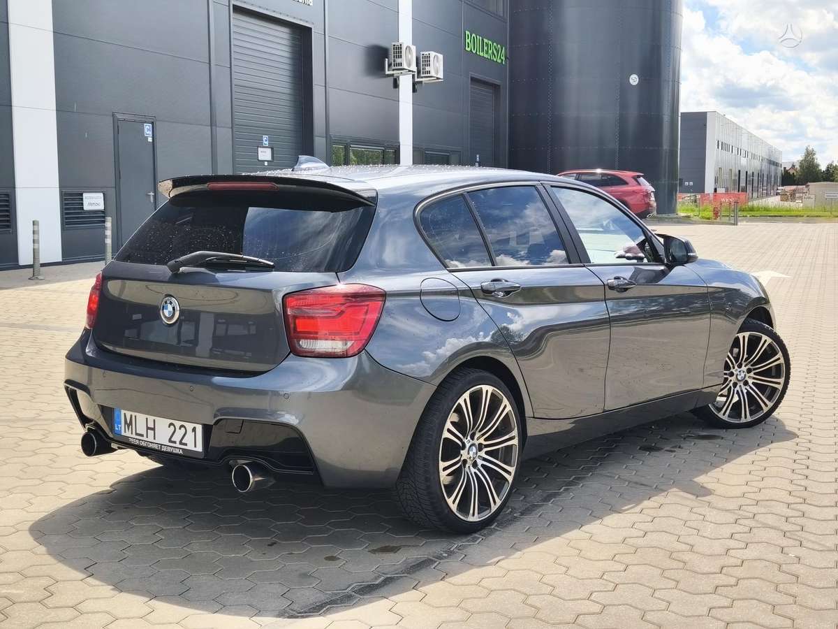 BMW 118, 2.0 l., Хэтчбек