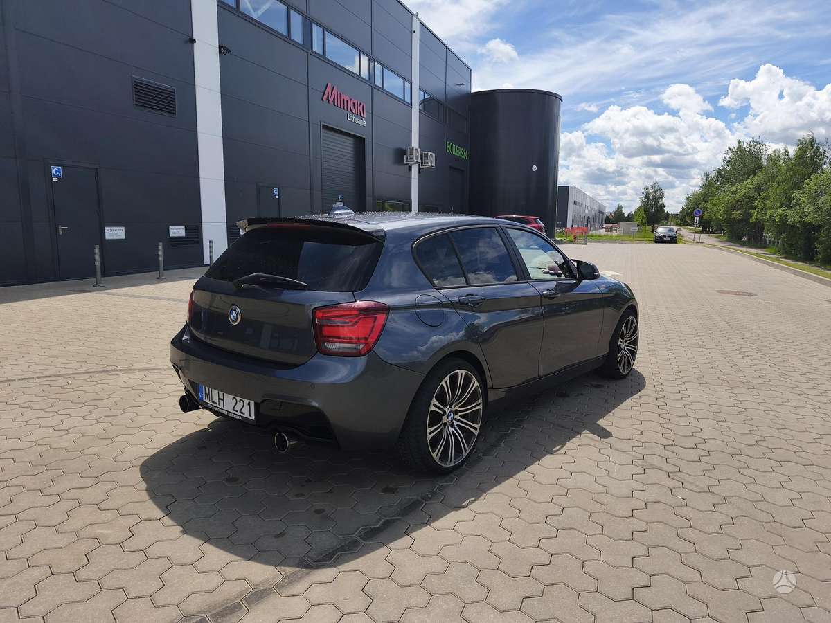 BMW 118, 2.0 l., Хэтчбек
