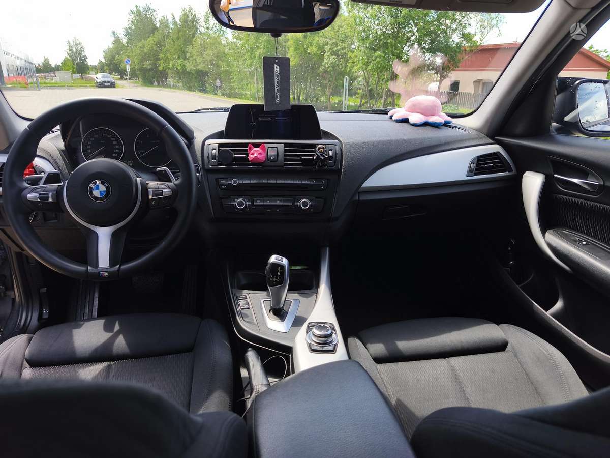 BMW 118, 2.0 l., Хэтчбек