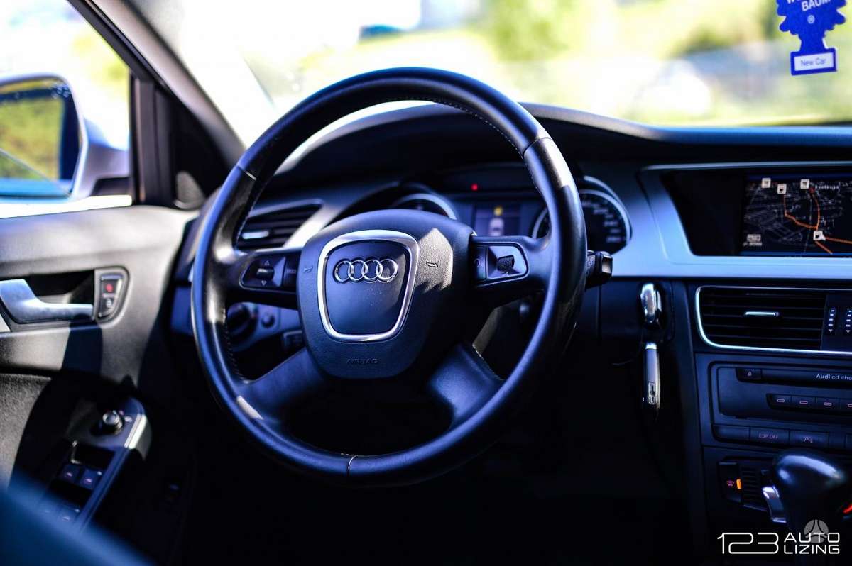 Audi A4, 2.0 l., Универсал