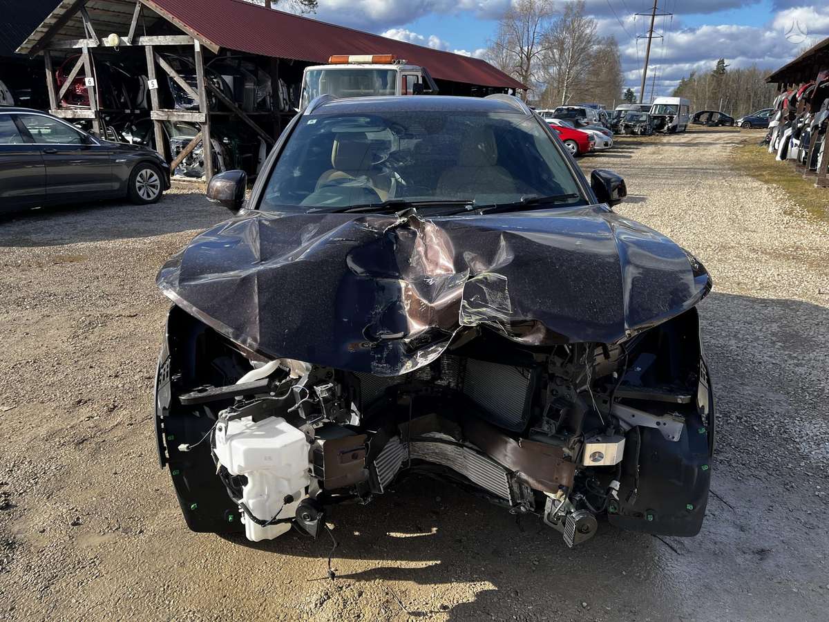 Volvo XC40, 4384, for parts