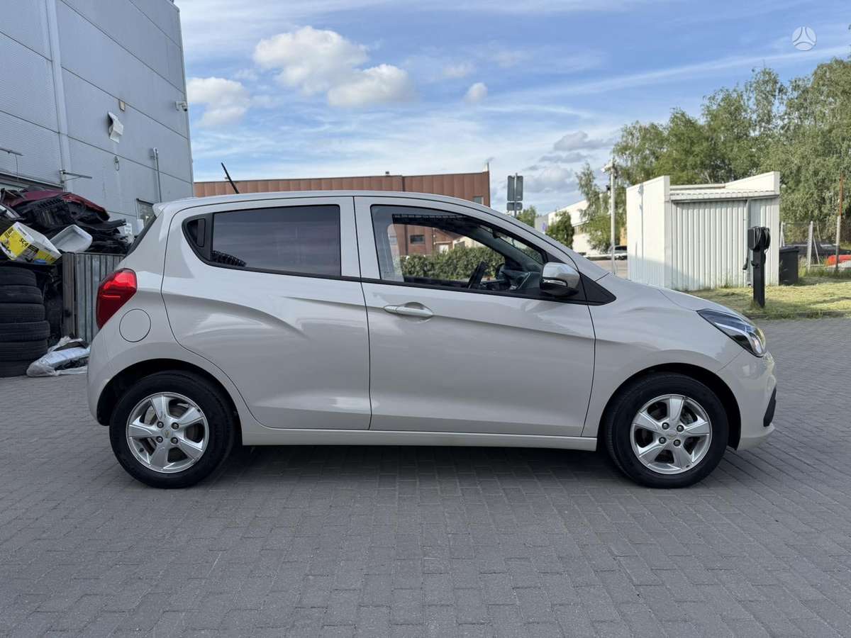 Chevrolet Spark, 1.0 l., hečbekas