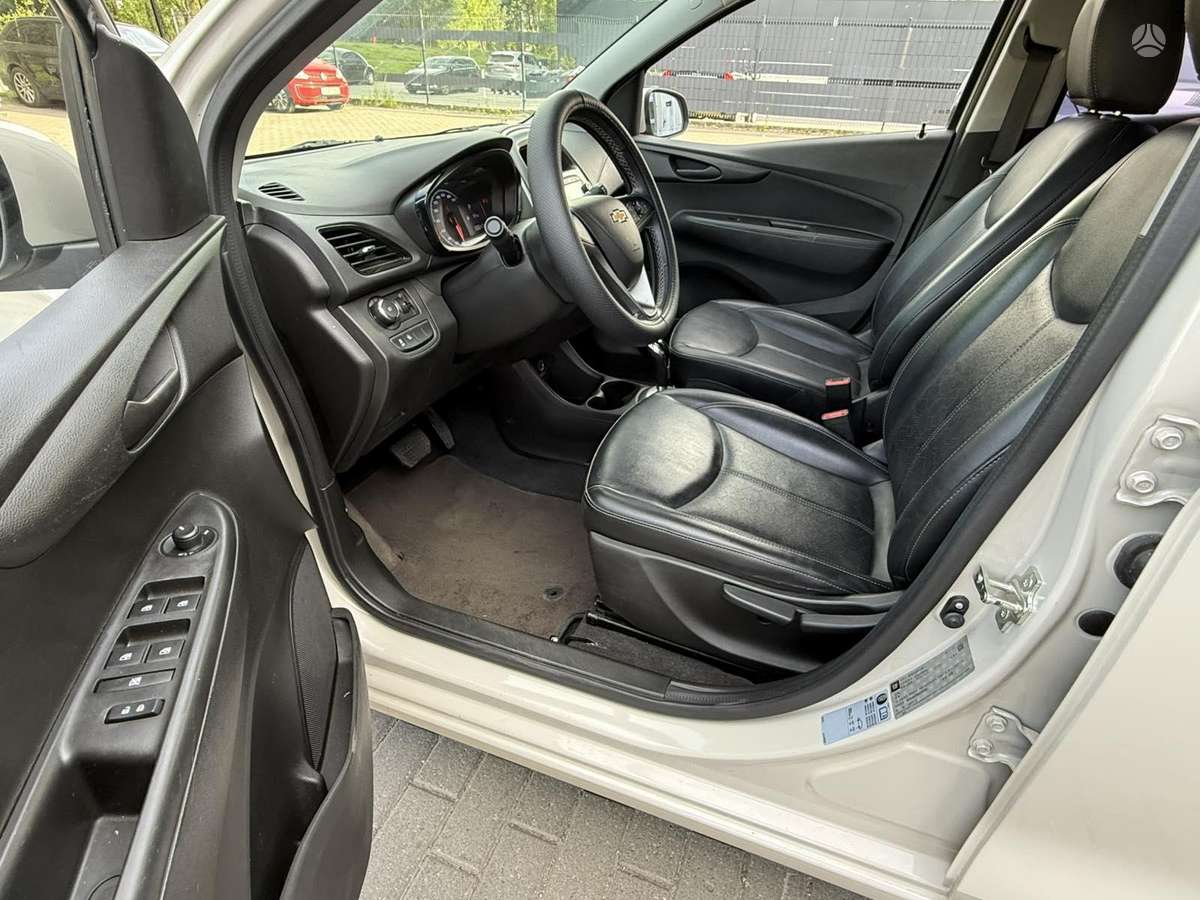 Chevrolet Spark, 1.0 l., hečbekas