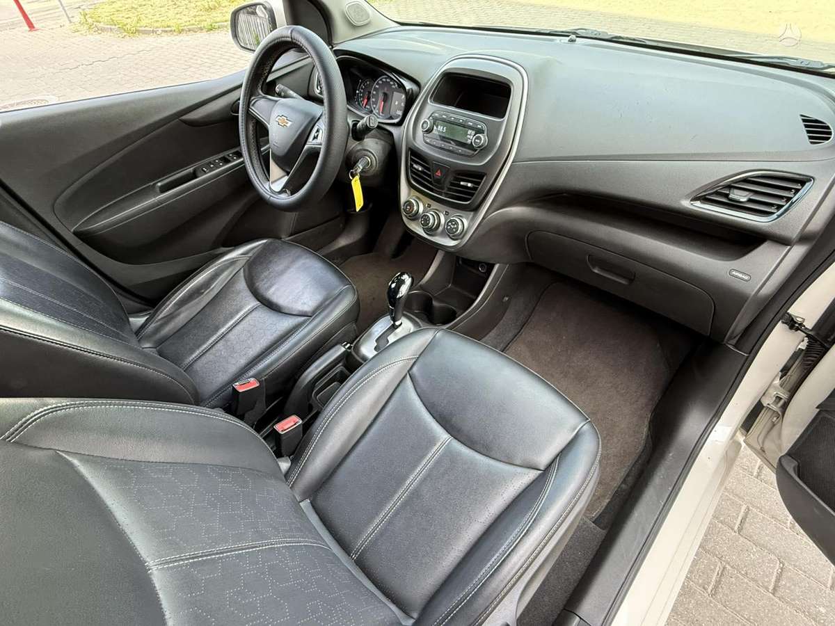 Chevrolet Spark, 1.0 l., hečbekas