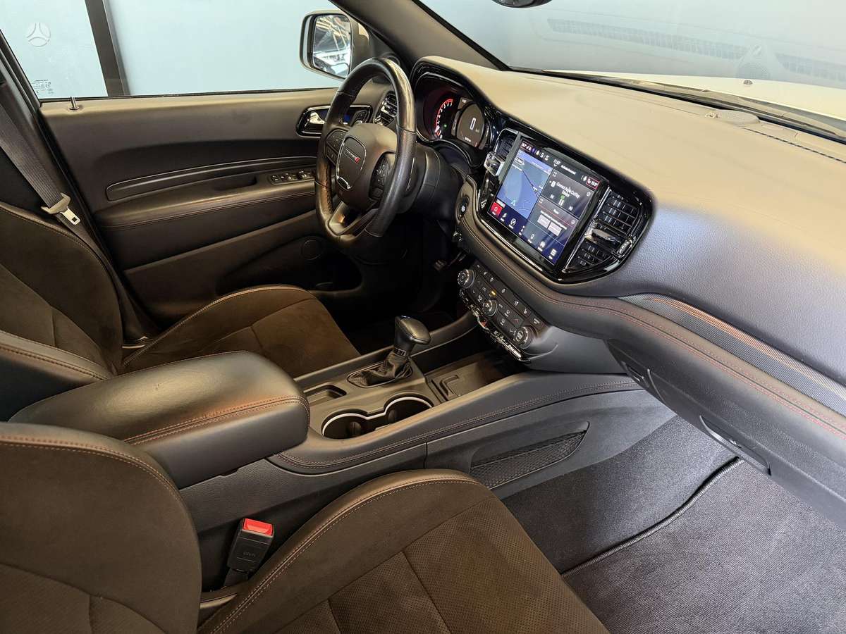 Dodge Durango, 5.7 l., off-road / crossover