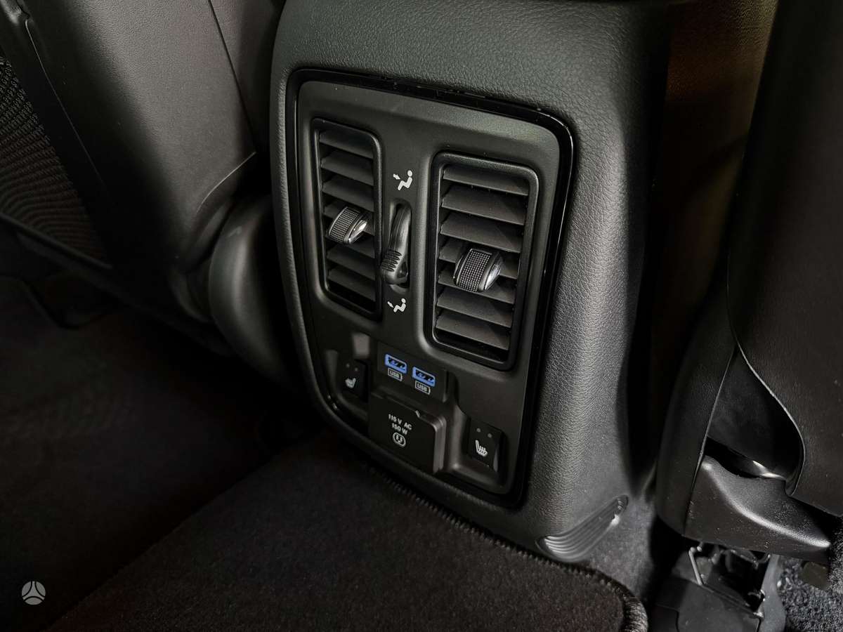 Dodge Durango, 5.7 l., off-road / crossover