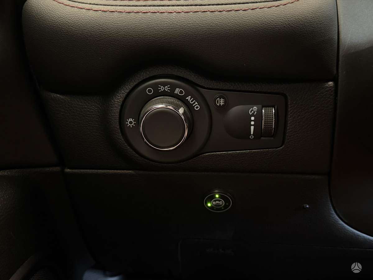 Dodge Durango, 5.7 l., off-road / crossover