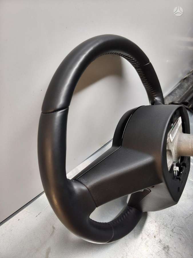 Nissan X-Trail steering wheel