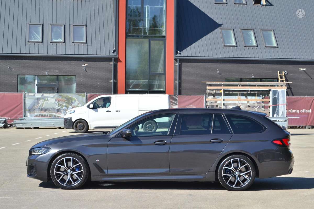 BMW 520, 2.0 l., Универсал