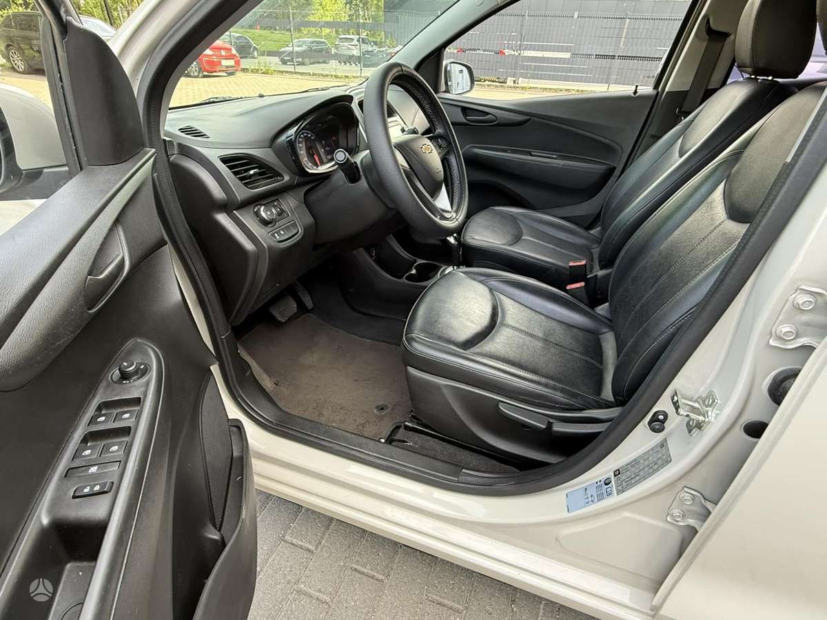 Volkswagen Passat, 1.4 l., Седан