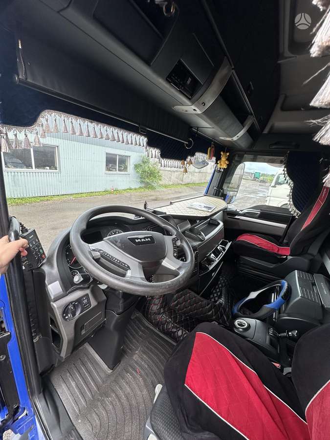 MAN Tgx 26.440, double sleeper