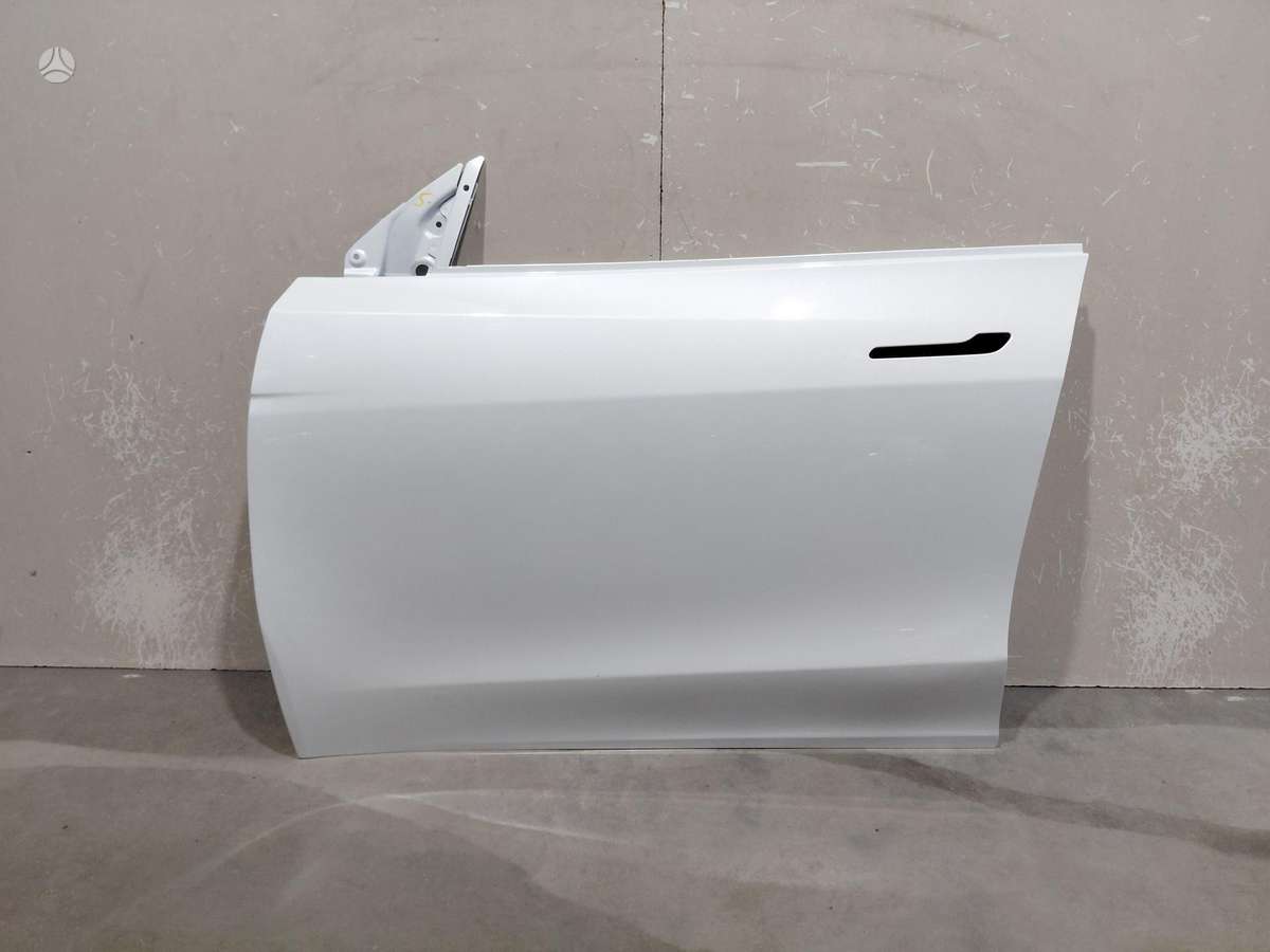 Tesla Model Y doors