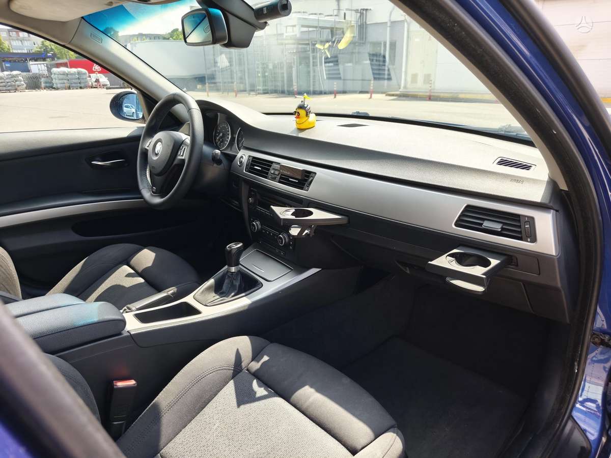 BMW 318, 2.0 l., Седан