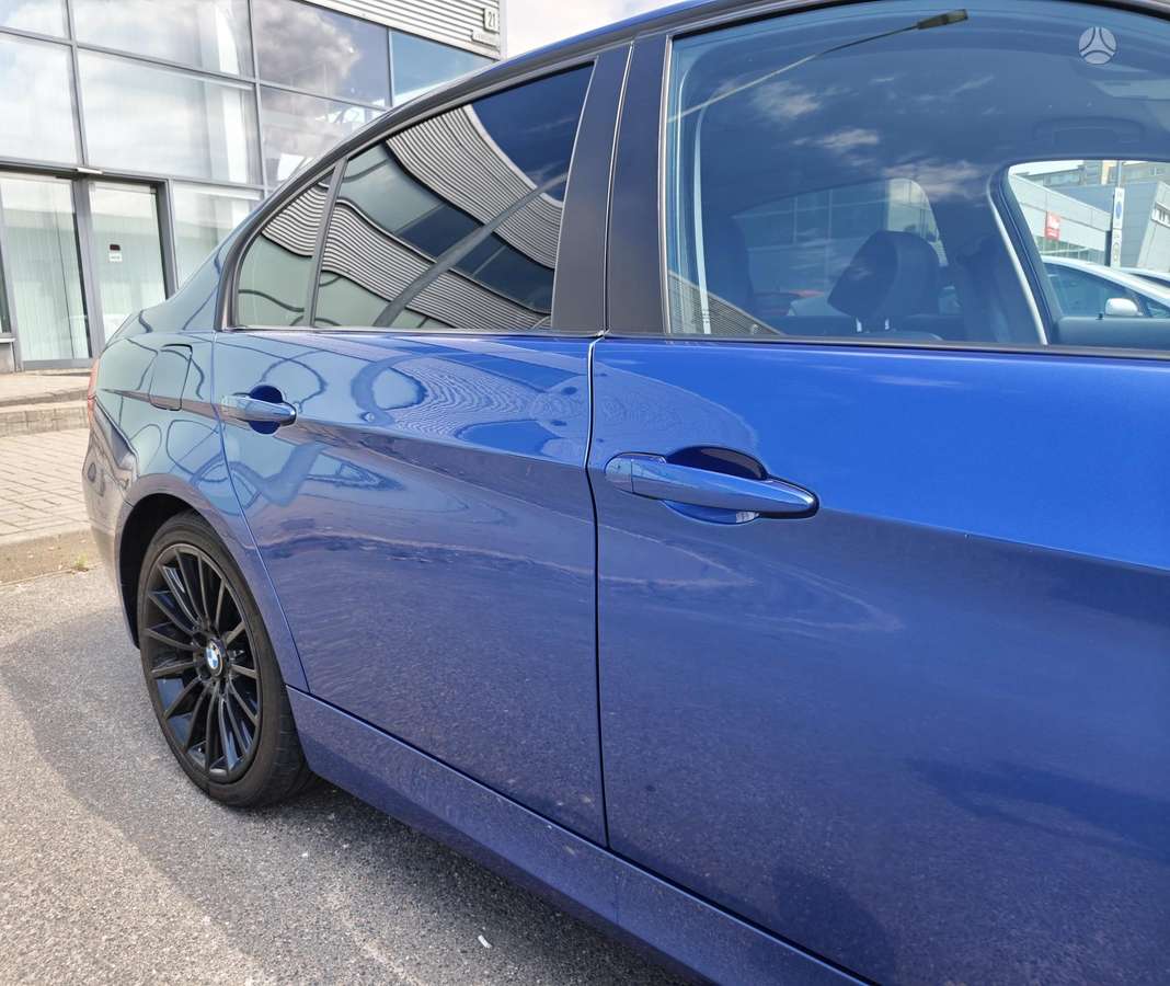 BMW 318, 2.0 l., Седан