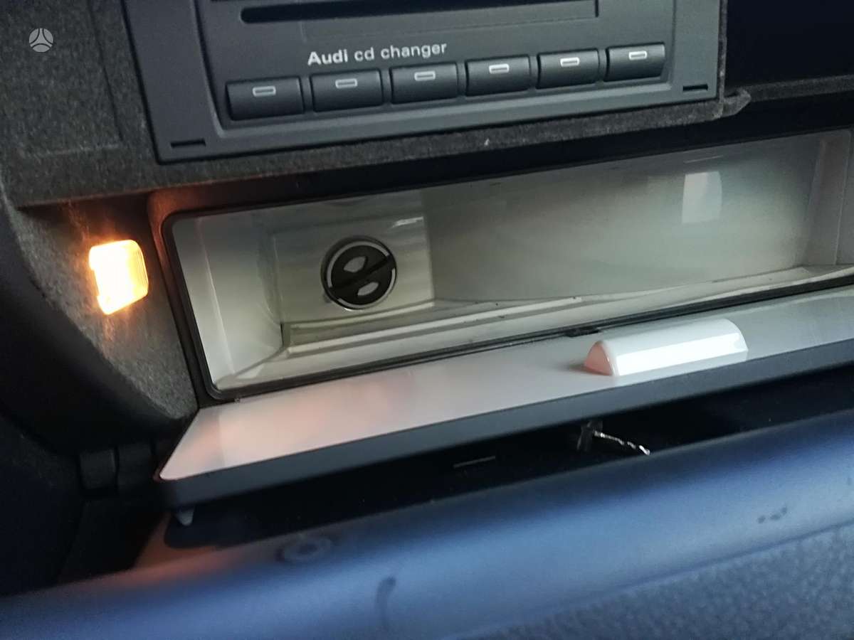 Audi A4, 2.7 l., Универсал