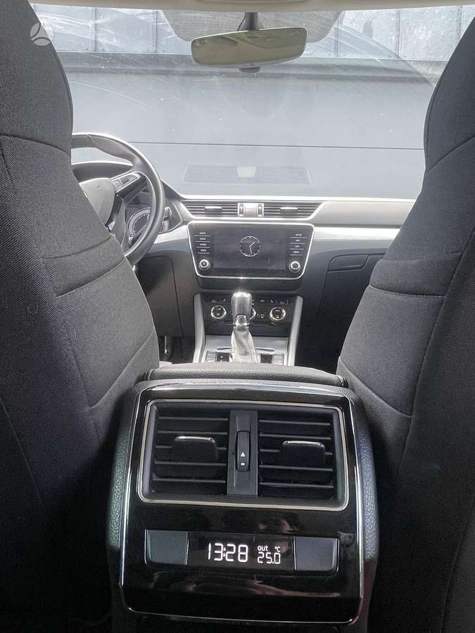 Škoda Superb - 9